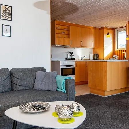 8 Person In Harbo Re Holiday home